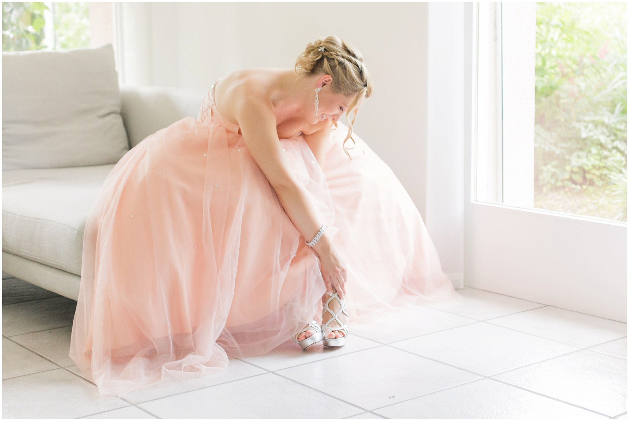 Heiraten in rosa Brautschuhe Getting Ready Vorbereitung